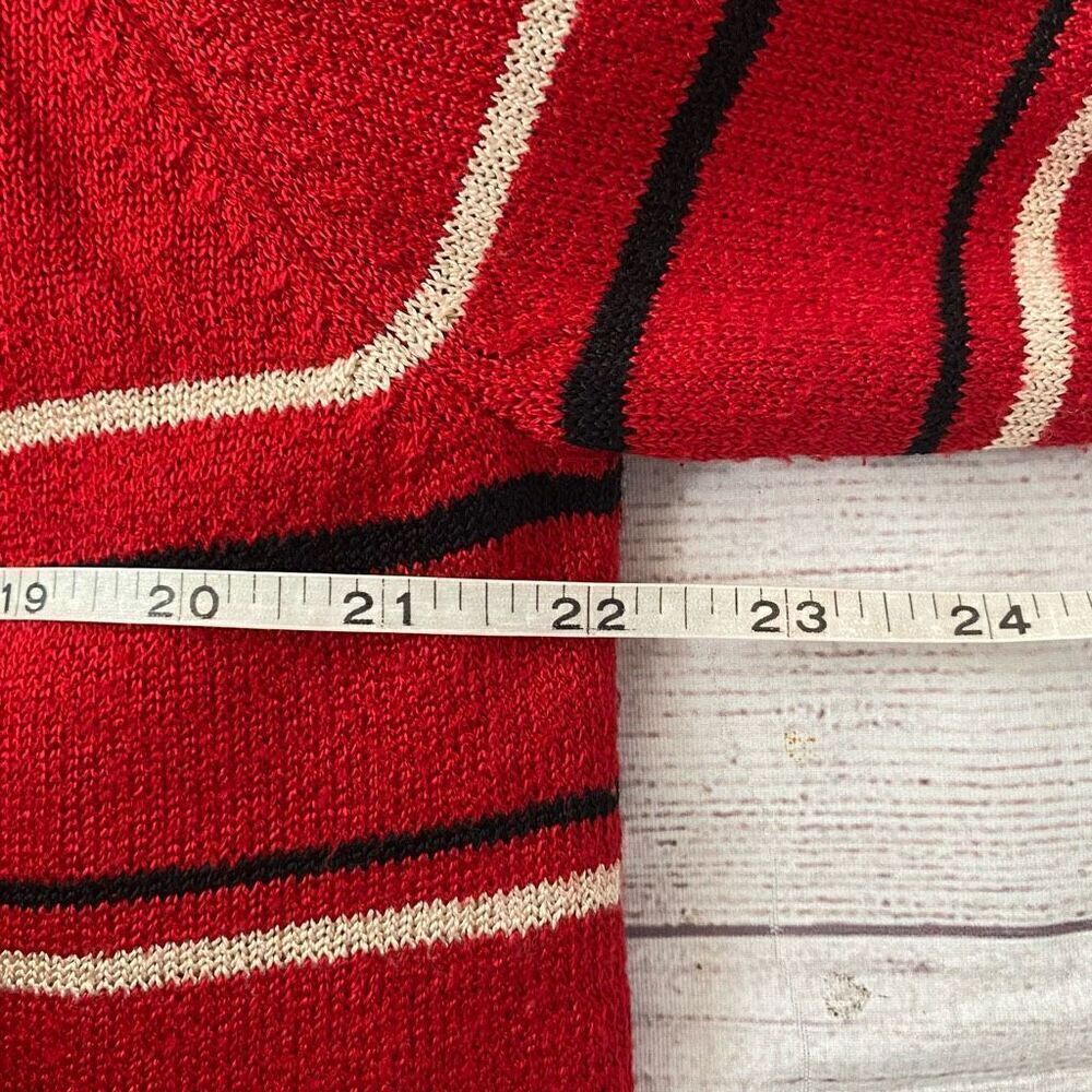 Sag Harbor women XL 3/4 sleeve layered stripe sweater w/clasp close red - Picture 10 of 11